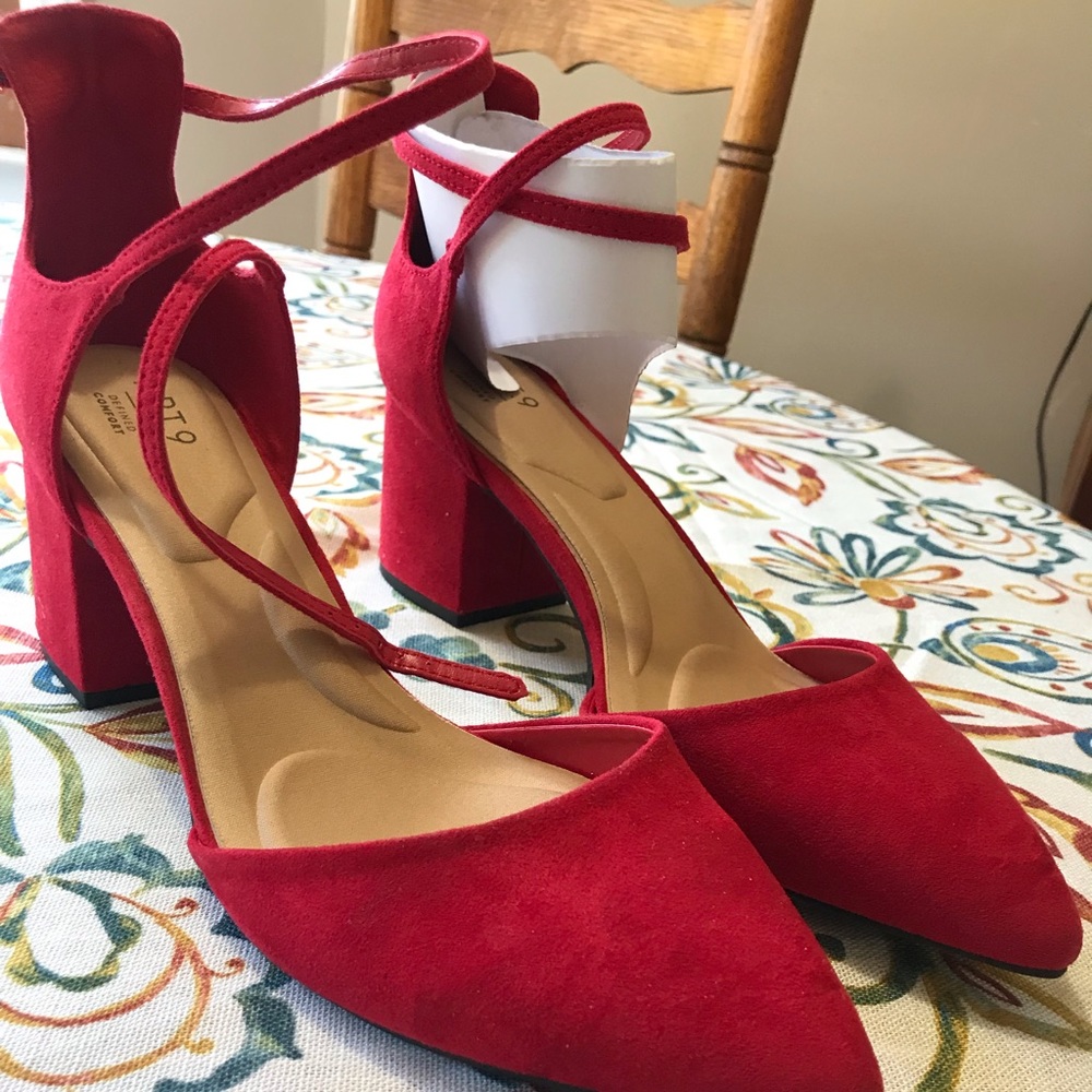 Woman’s Red Pumps